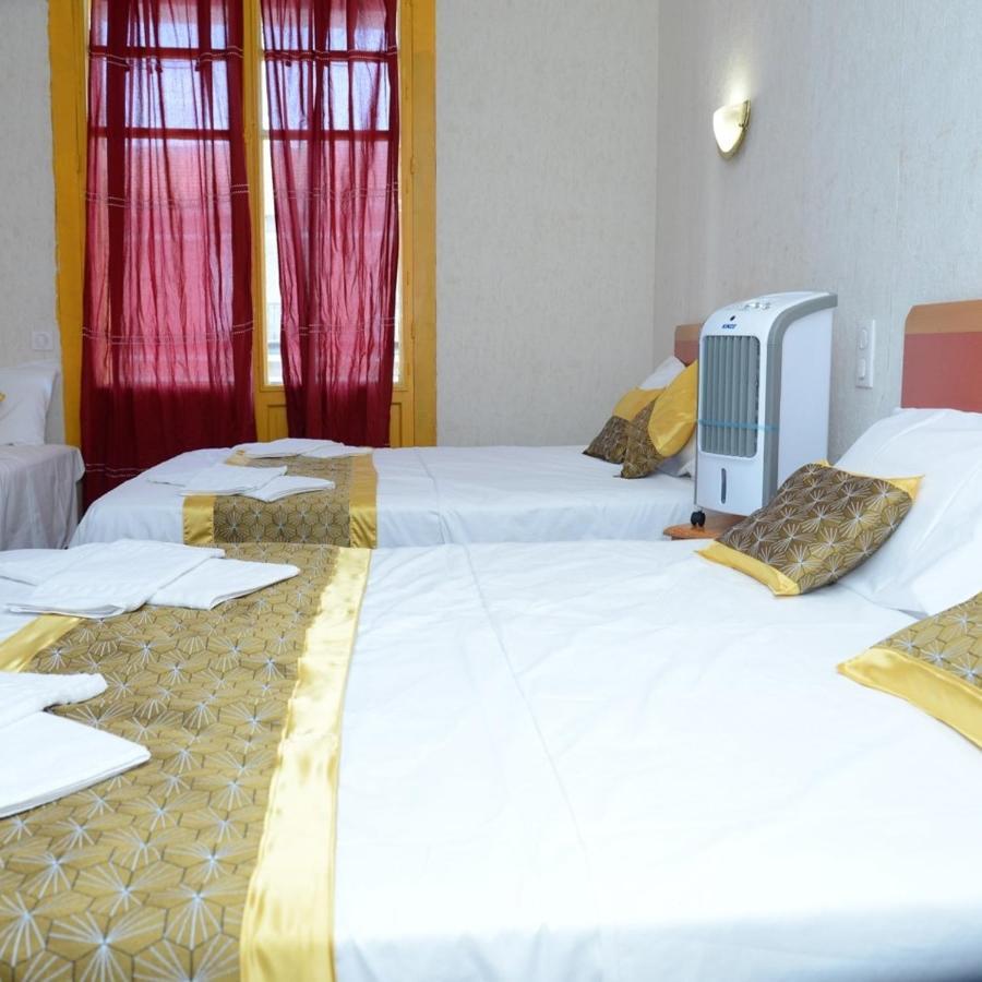 Hotel Aux Armes De Belgique Lourdes Luaran gambar
